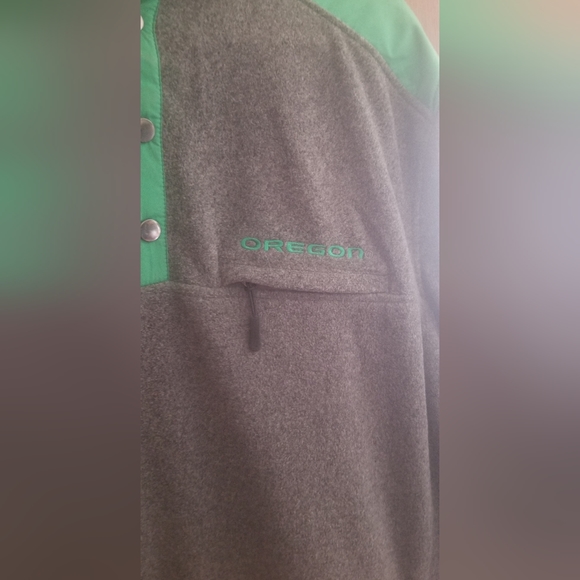 University of Oregon pull over - Picture 2 of 5